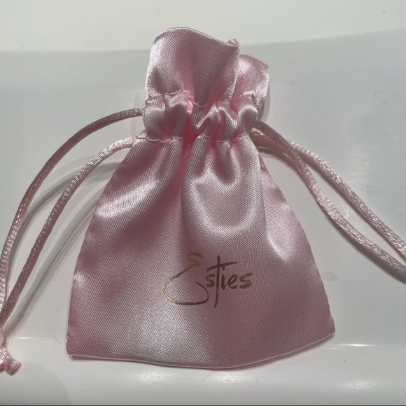 ESTIES JEWELRY- Thin Rope Bracelet in Gold - Picture 4 of 4